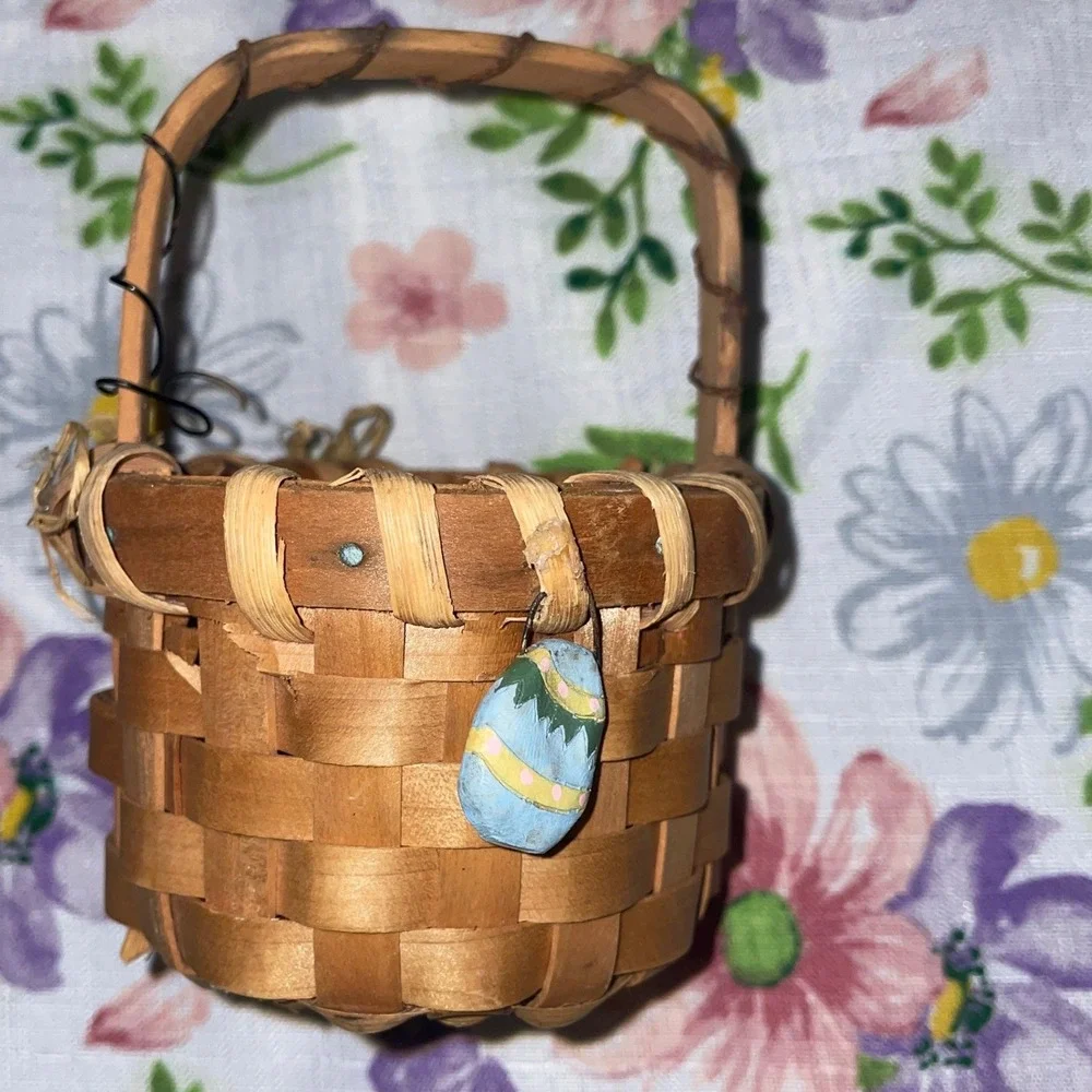 Miniature Woven Wood Easter Basket with Hand Painted Egg Charm